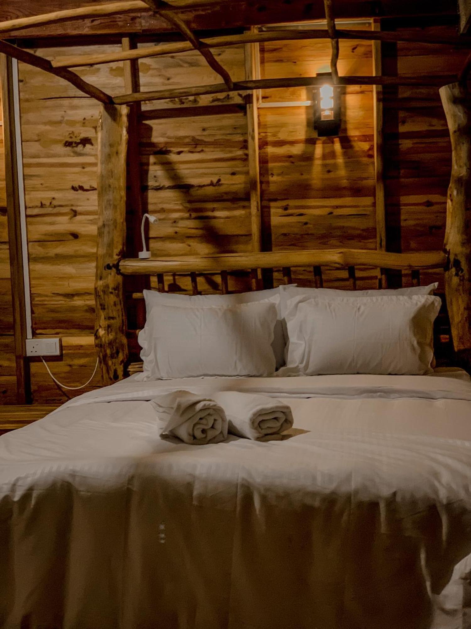 Lamiaceae Wood Cabin เอลลา ภายนอก รูปภาพ