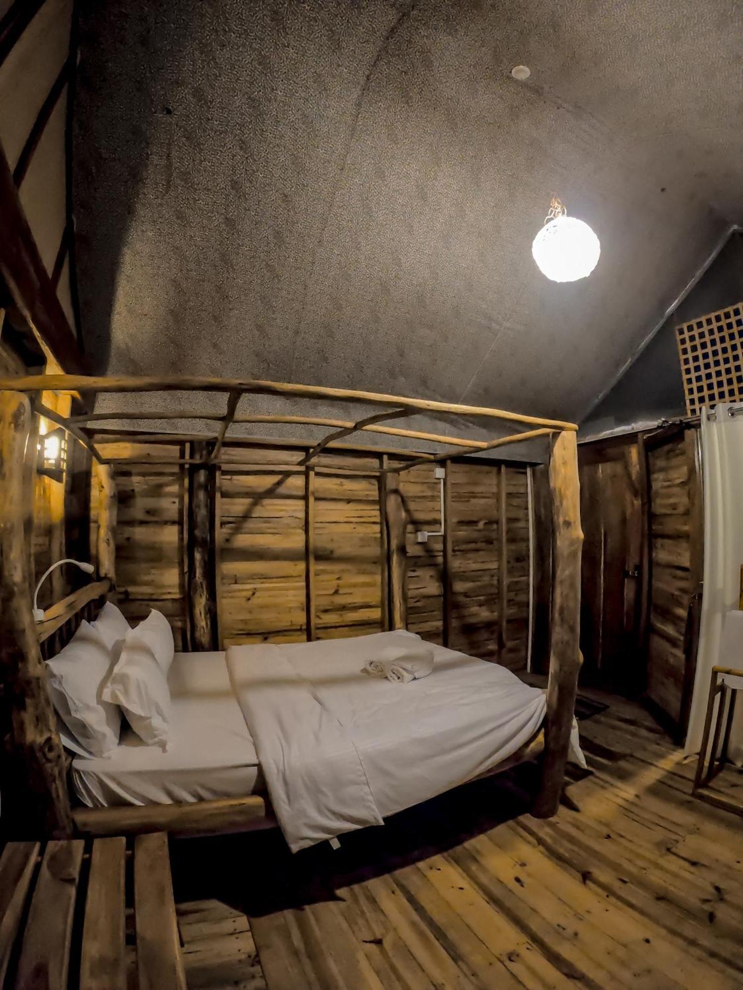 Lamiaceae Wood Cabin เอลลา ภายนอก รูปภาพ